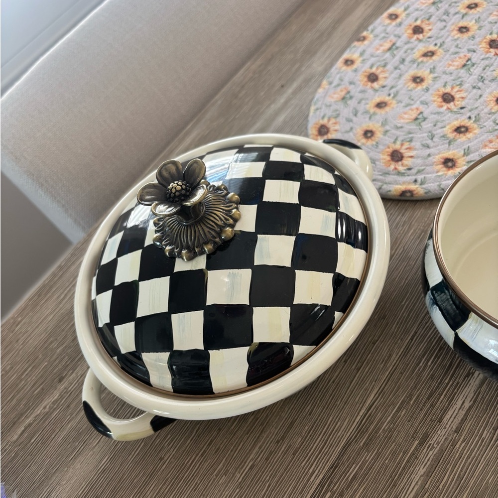 ‼️Retired item - RARE‼️Mackenzie Childs SMALL CASSERBOLE